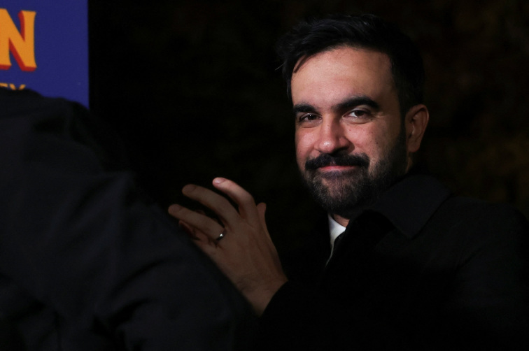 Trump backs Cuomo, threatens to cut funds for New York City if Mamdani wins