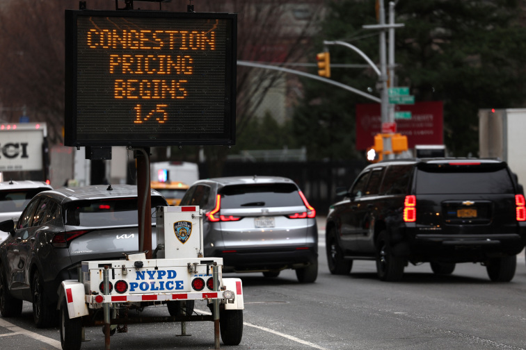 Trump renews push to end New York City vehicle congestion fee