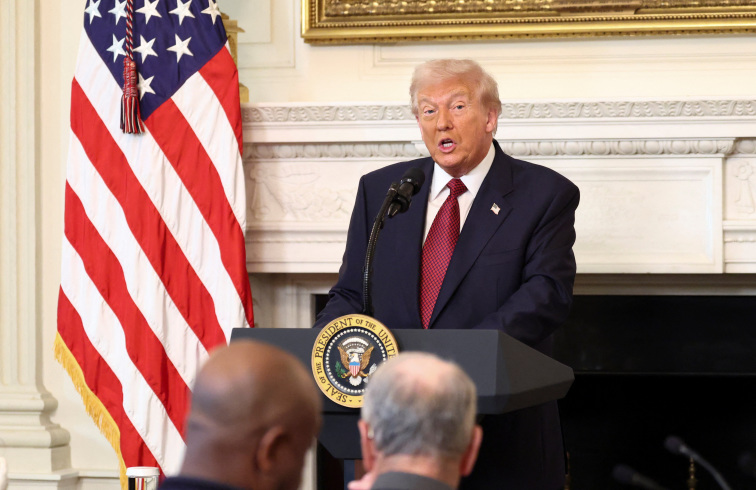 Trump calls for end of filibuster as longest-ever shutdown drags on