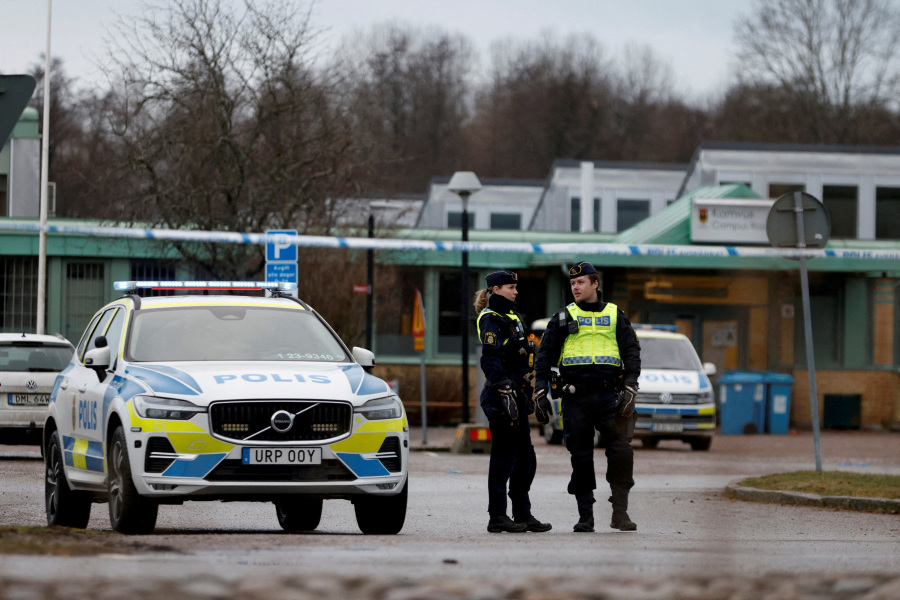 Swedish police confirm several licensed rifles found at scene of mass shooting