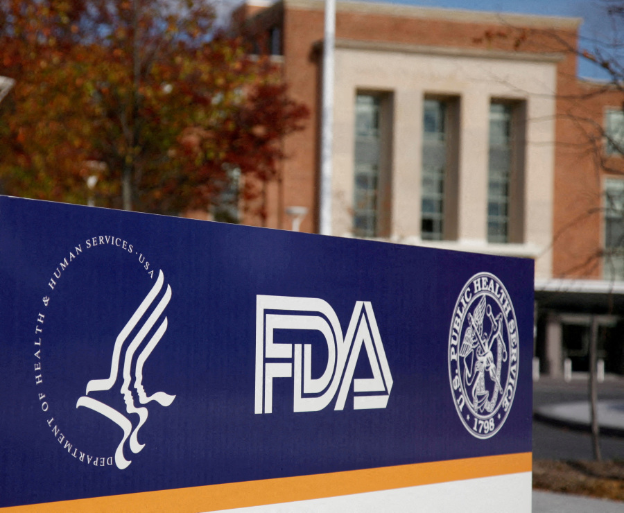 Exclusive-US health agency now says employees must respond to DOGE email