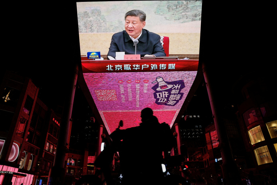 Politburo Members Offer Limited Support for Xi, Still Watching the Xi–Zhang Power Struggle