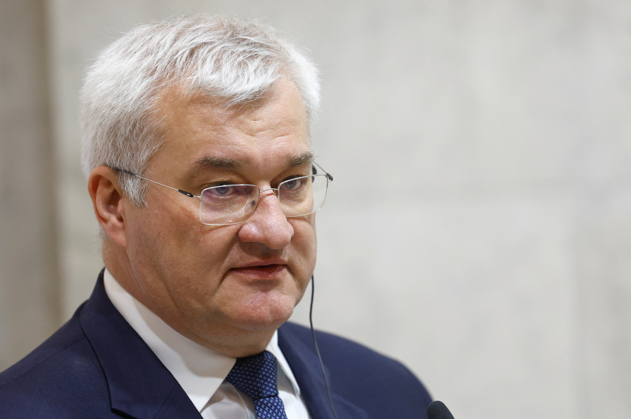 Ukraine s foreign minister hails minerals deal with US as  milestone 