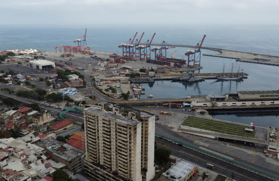 Traders rebrand Venezuelan oil for China as Brazilian, sources and tanker trackers say