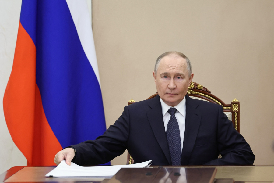 Putin currently has no plans to go to Istanbul talks, the Kremlin says