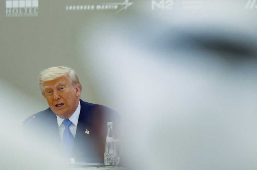 Trump says he will return to Washington after Gulf tour