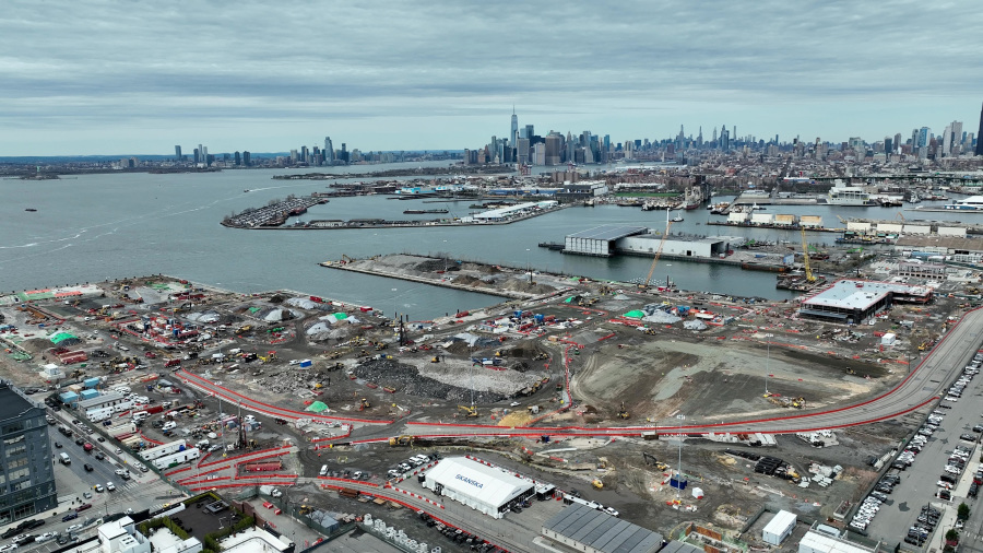 Trump administration allows New York offshore wind farm to resume construction
