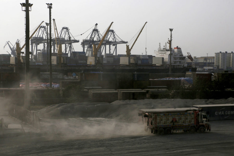 Pakistan to offer US firms concessions on mining investment in tariff talks, says minister