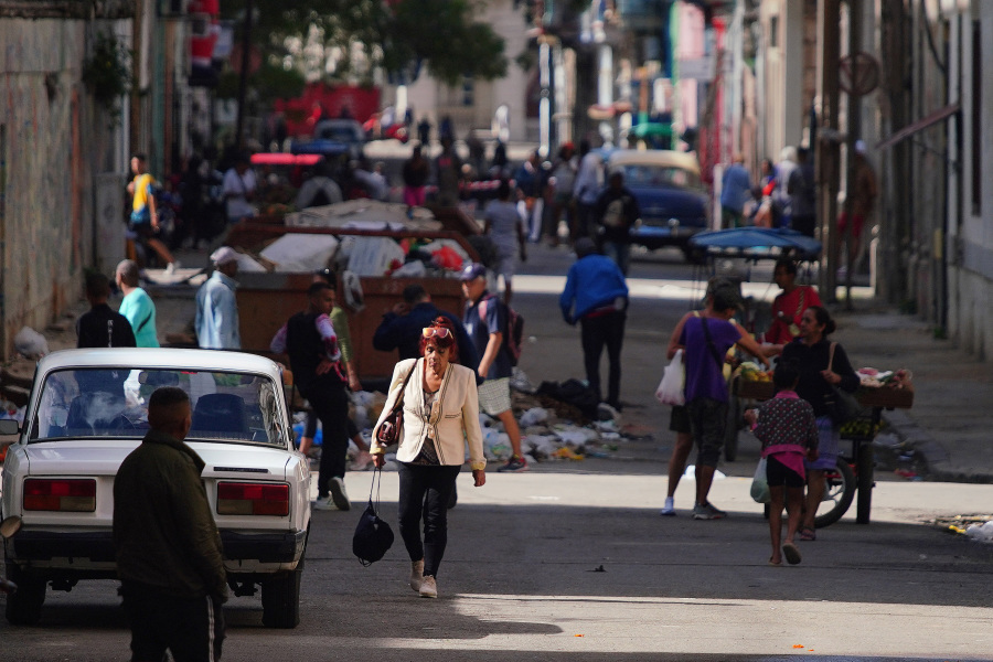 Top US diplomat in Havana promises more sanctions on Cuba