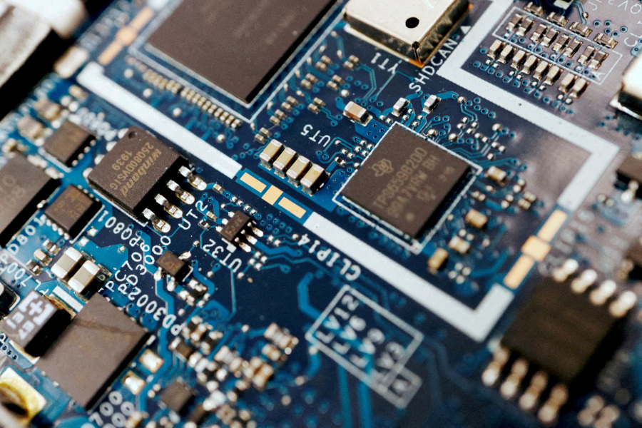 Trump tells US chip design software makers to halt China sales, FT reports