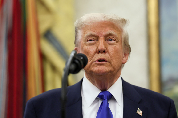 Trump orders ban on federal funds for gain-of-function research seen as dangerous, Fox News reports