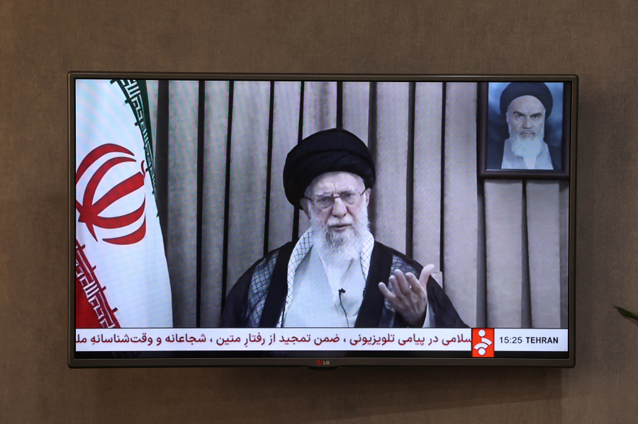 Israel s airstrikes aim to break foundations of Khamenei s rule in Iran