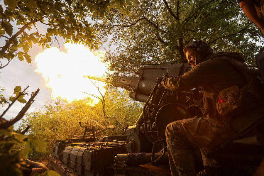 Russia and Ukraine to talk about peace but are still far apart