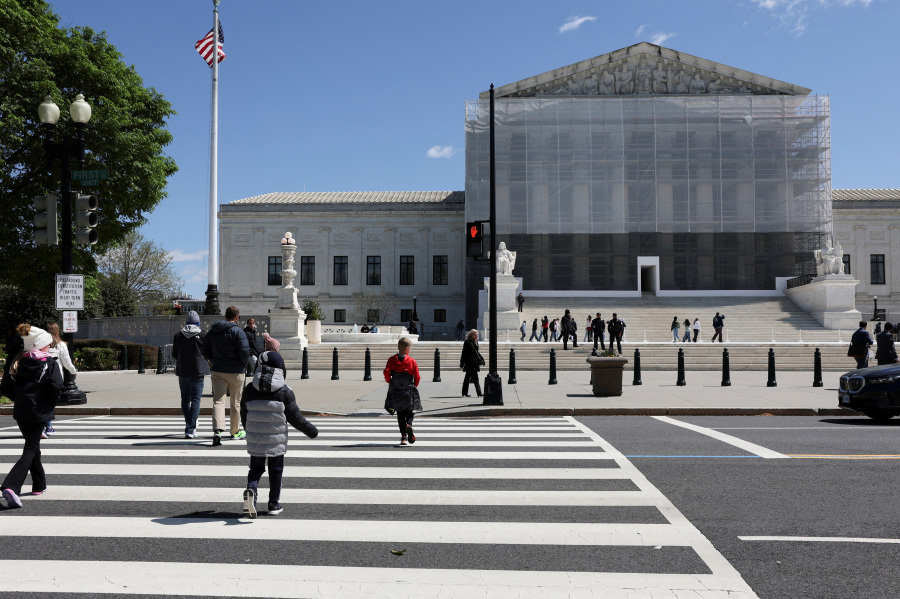 US Supreme Court keeps DOGE records blocked in watchdog group s challenge