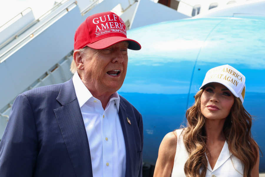 Trump administration targets CNN coverage of migration app