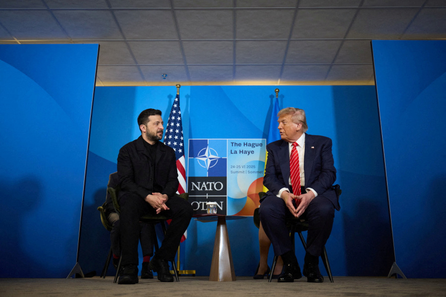 Trump asked Zelenskiy if Ukraine could hit Moscow, FT reports