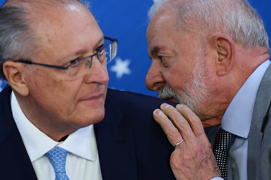 Tensions rise as Lula blasts US over visa sanctions tied to Bolsonaro trial