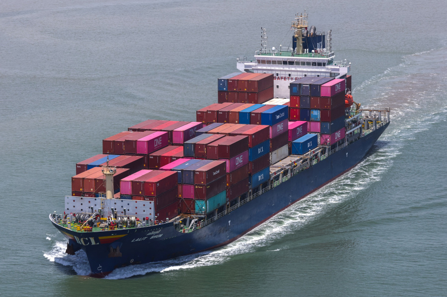 Trump touts deal to put 20 tariff on Vietnam s exports