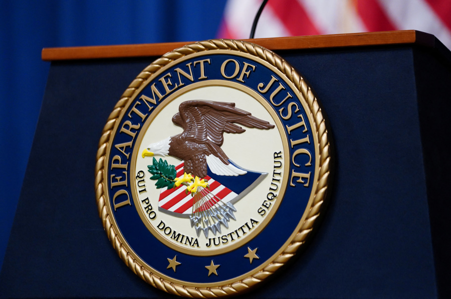 Mexico, under pressure from Trump, transfers 26 more cartel members to US