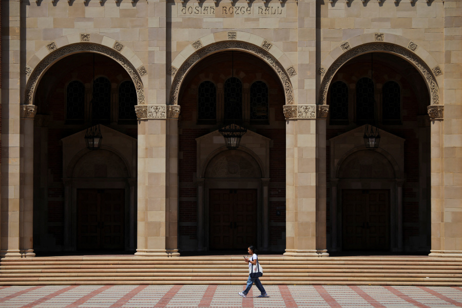 Judge orders Trump administration to restore part of UCLA s suspended funding