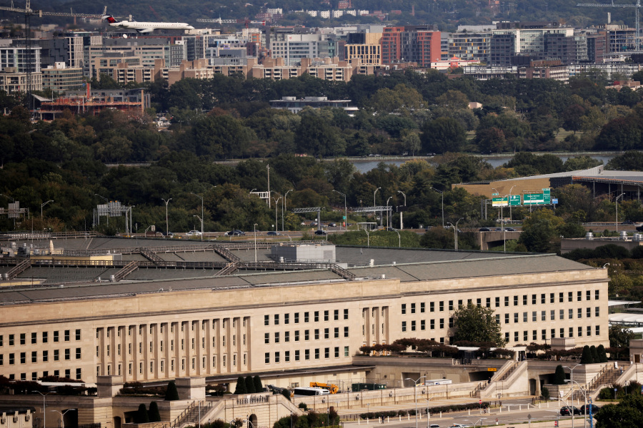 US military deploying forces to southern Caribbean against drug groups