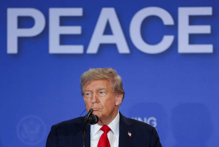 Trump speaks with Zelenskiy, NATO leaders after summit with Putin