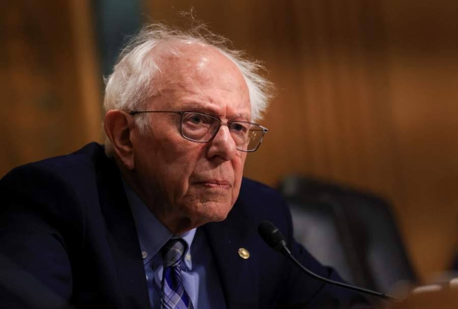 U.S. Senator Sanders favors Trump plan to take stake in Intel, others