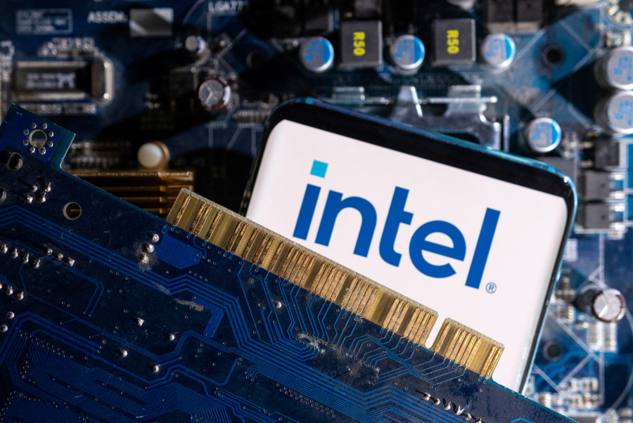 Trump says Intel has agreed to a deal for US to take 10 equity stake