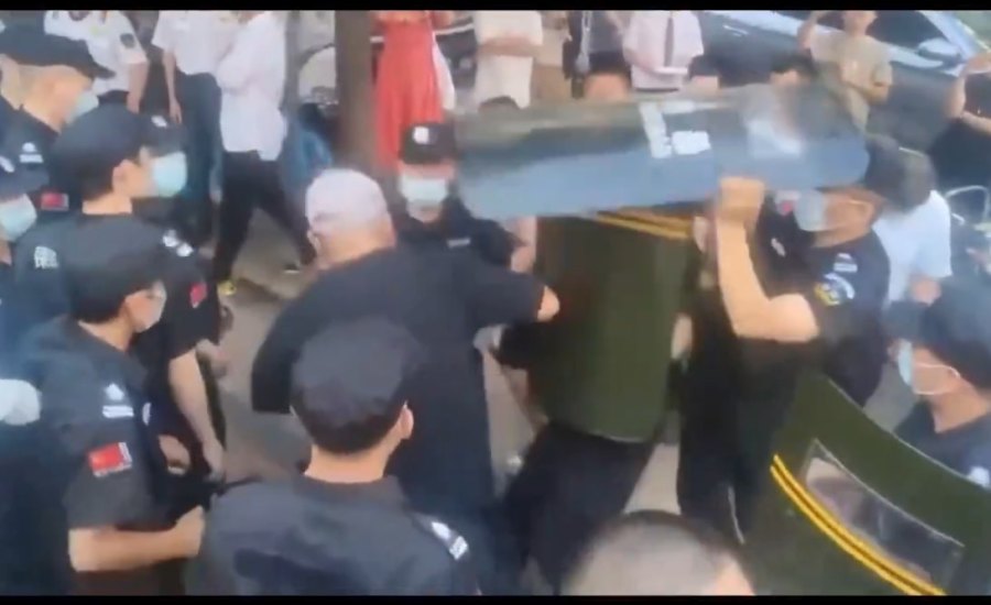 Continuation of the Jiangyou Incident: Police–Citizen Clashes Erupt in Wuhan, Pregnant Woman Reportedly Beaten Into Miscarriage