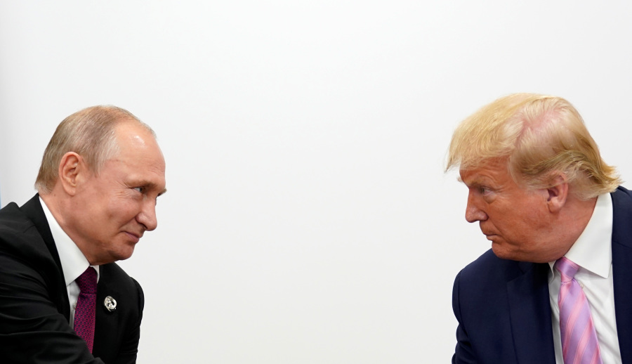 Kremlin urges caution with nuclear rhetoric after Trump s submarine order