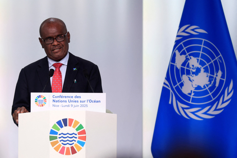 Solomon Islands blocks US, China, Taiwan from Pacific s top political meet