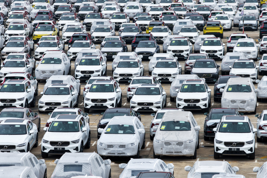 Mexico to raise tariffs on cars from China to 50