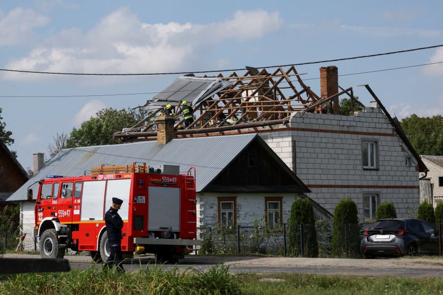 Russian drones in Poland s airspace stir worries for Europe s civil aviation