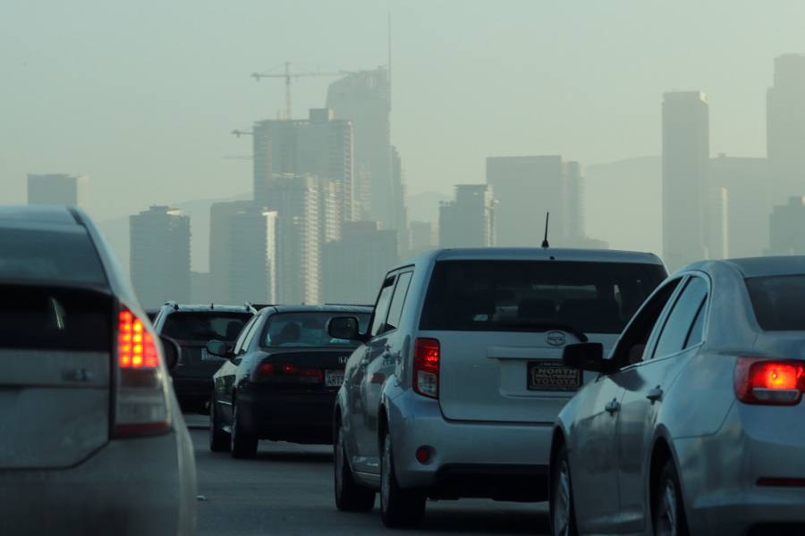Democratic lawmakers urge Trump to drop plan to kill vehicle emission limits