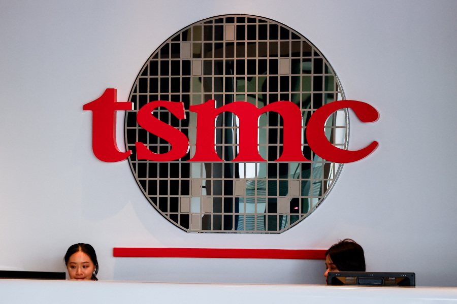 US revokes TSMC s fast-track China export status as controls tighten