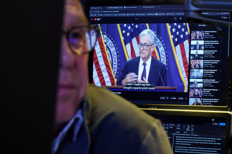 Fed s Powell repeats no risk-free path as job, inflation risks weighed