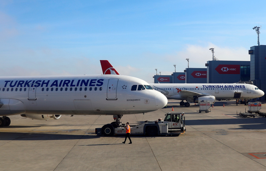 Turkish Airlines agrees 225 Boeing aircraft orders, subject to engine talks