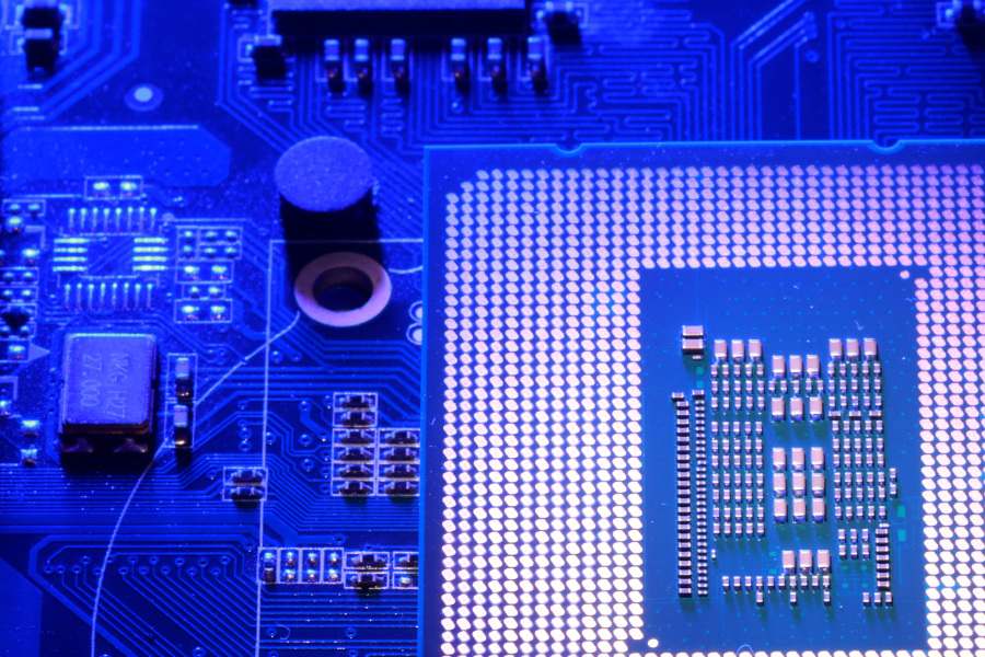 Trump mulls tariffs on foreign electronics based on number of chips, sources say