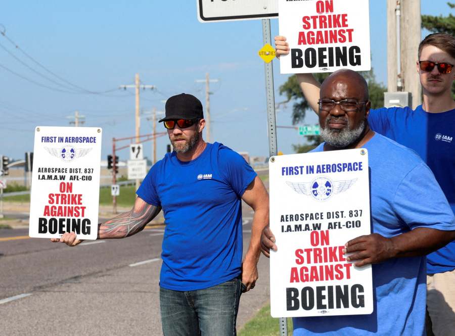 Boeing Defense plans to replace striking workers with new hires