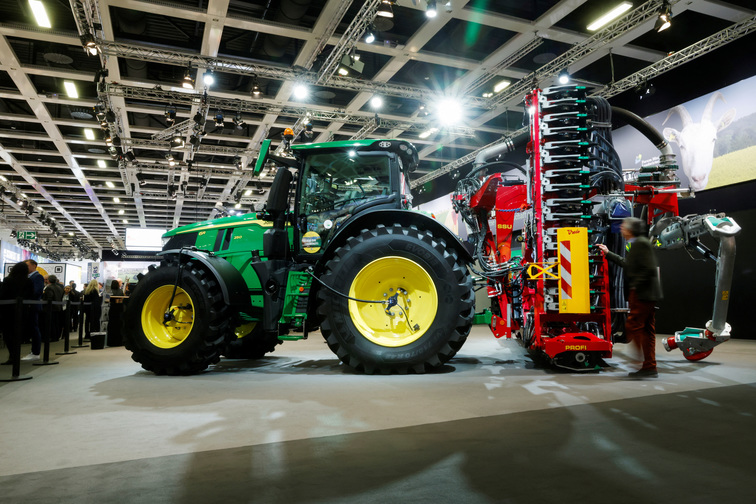 Trump says he wants Deere, Caterpillar to cut farmers  tractor costs