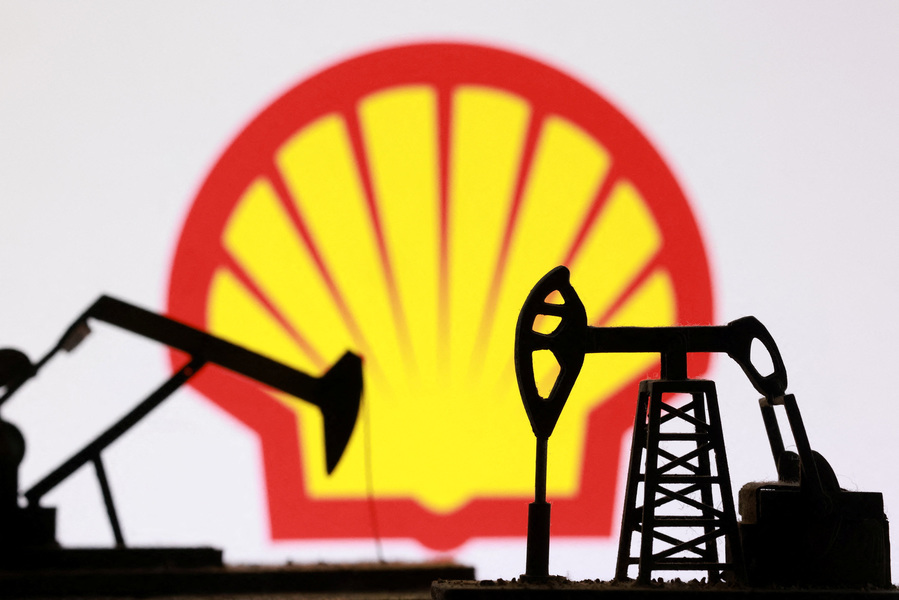 Shell signs oil and gas, exploration agreements with Venezuela