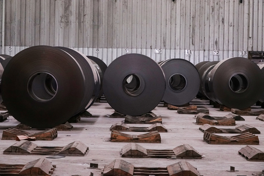 Trump cuts US duty rates on steel, aluminum and copper derivative products