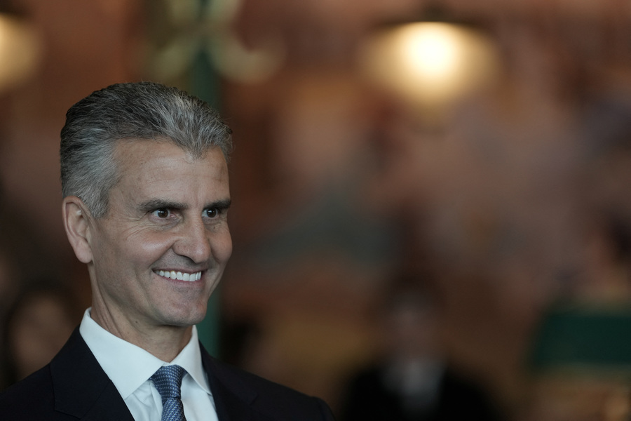 Disney chair says CEO will  rise to the occasion  in Trump-Kimmel spat