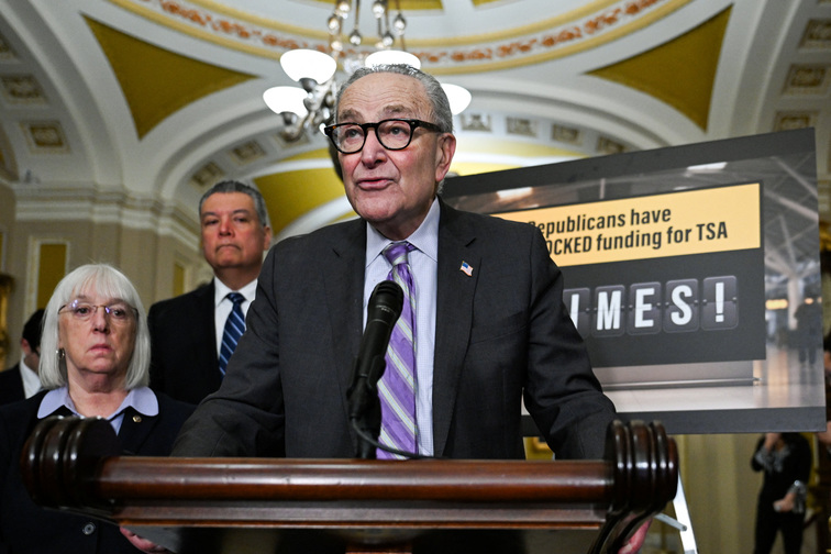 Senators urge Trump to bar Chinese automakers from building cars in US