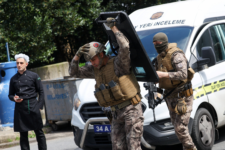 At least two dead in gunfight outside Israeli consulate in Istanbul