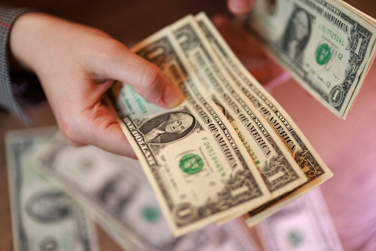 Dollar strengthens as Trump says Iran peace offer  unacceptable 