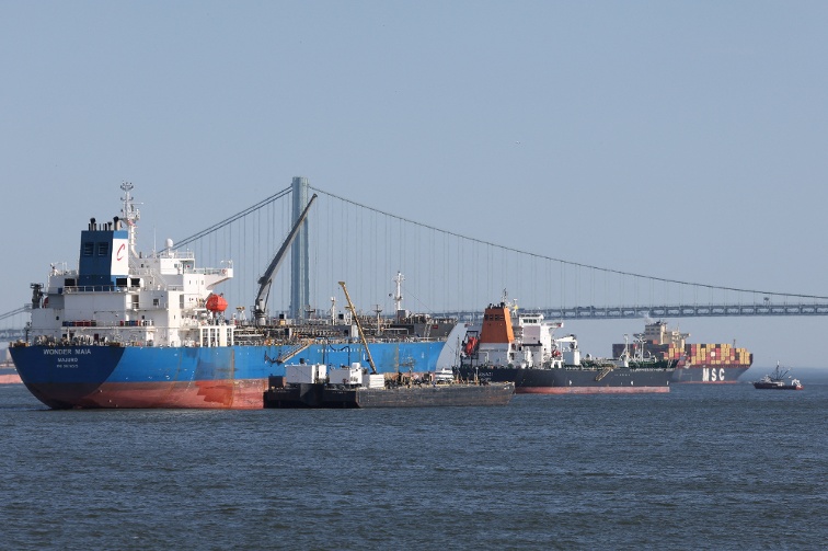 Once an Arab oil embargo victim, US becomes world s top oil exporter&nbsp;