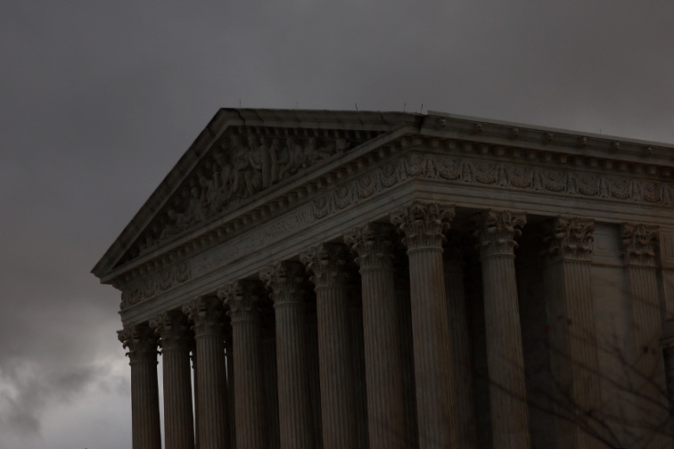 Supreme Court lets Trump end deportation protections for Syrians and Haitians