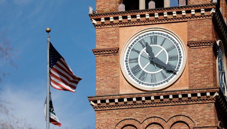 US lawmakers to debate whether to make daylight saving time permanent