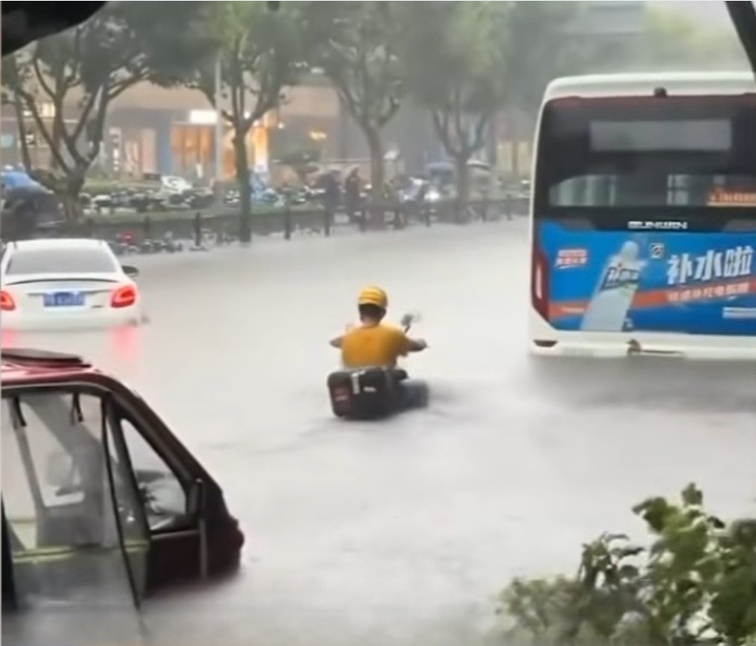 The  White Dolphin  Typhoon Sweeps Through East China, Turning Shanghai into a Sea, Millions Evacuate